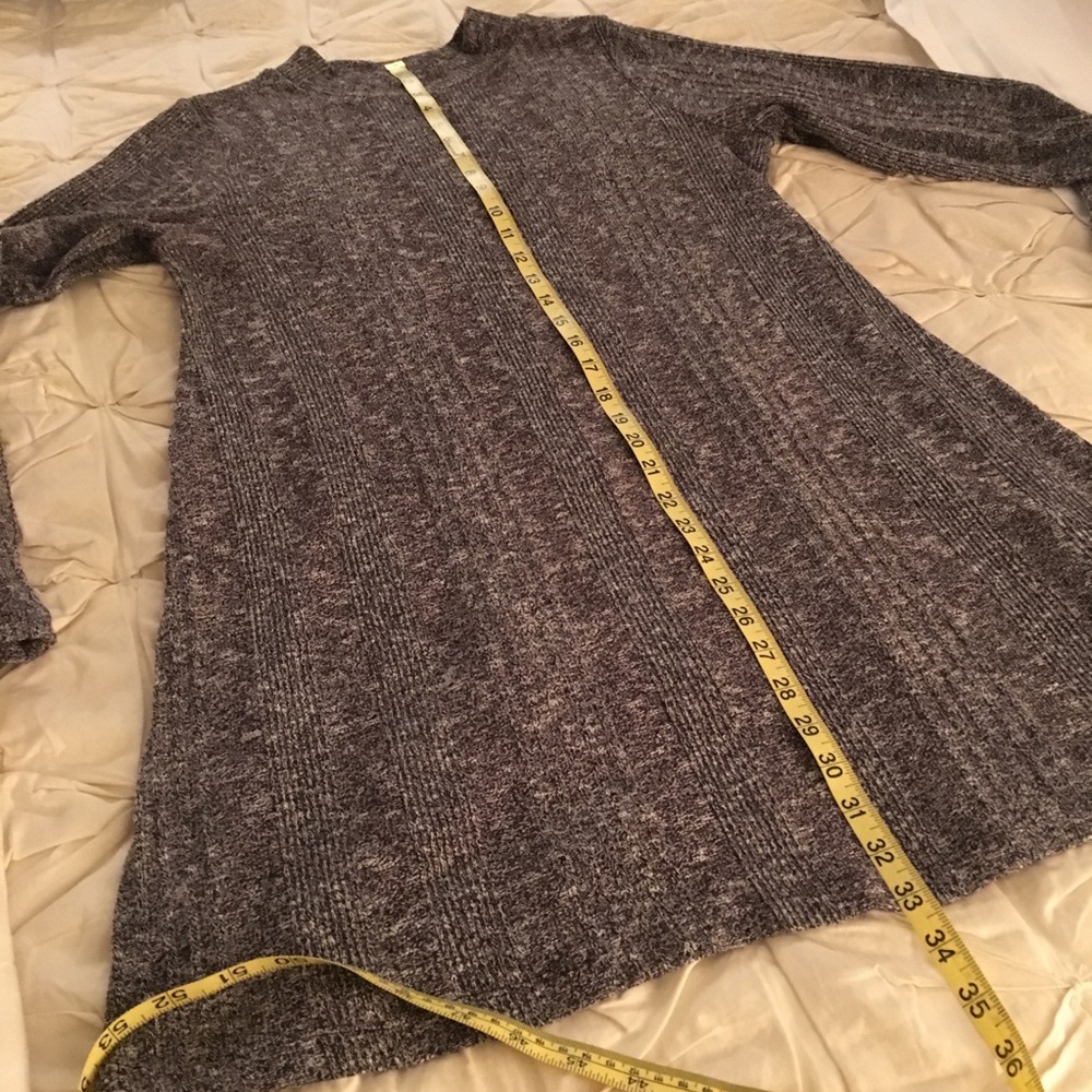 SOLD🌷Mossimo Supply Co-Tunic Top - Picture 5 of 7